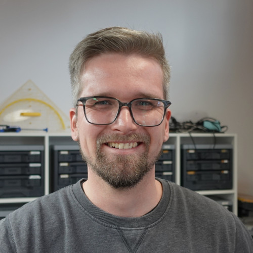 Portraitfoto von Niklas Pierick | Arobo GmbH